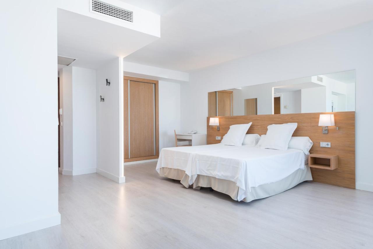 Aparthotel Ses Fotges Platja de Muro Εξωτερικό φωτογραφία